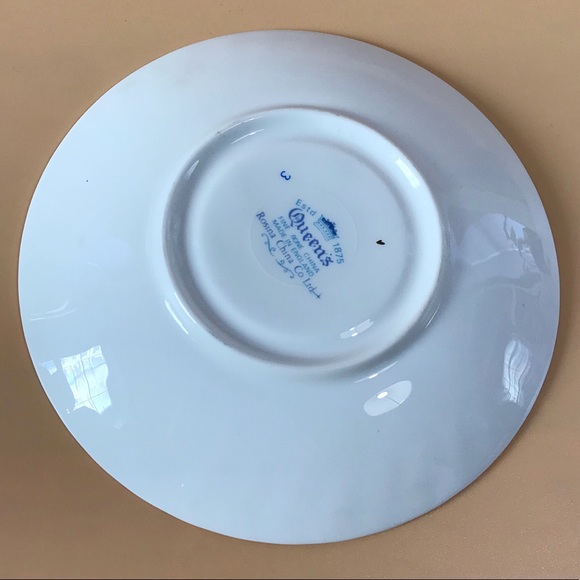 Queen's Fine Bone China Teacup & Saucer Set. Floral Violet Purple Motif. Rosina - Picture 4 of 9